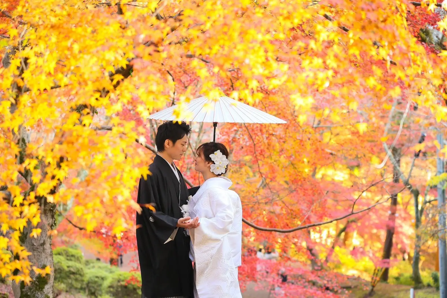 紅葉シーズンの婚礼ヘアメイク